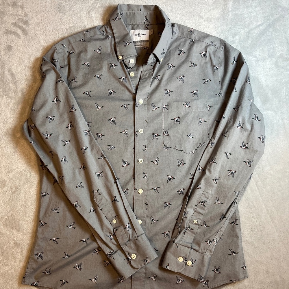 Unique Gray w/ Mallard Duck Pattern Slim Fit Button Down Long Sleeve Shirt sz L
